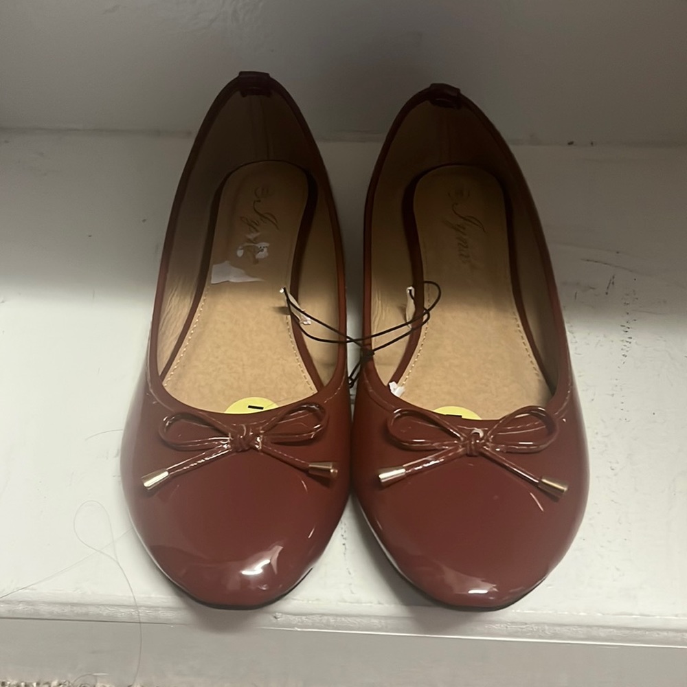 Ballet flats
